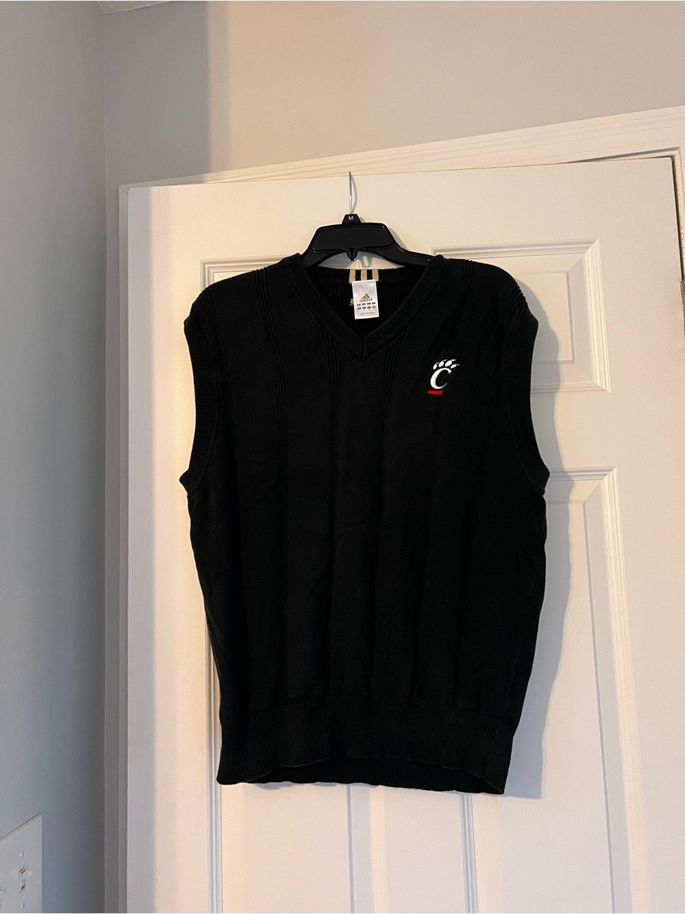 Adidas Mens Sweater Vest Size L Cincinnati Bearcats UC Preppy Athleisure